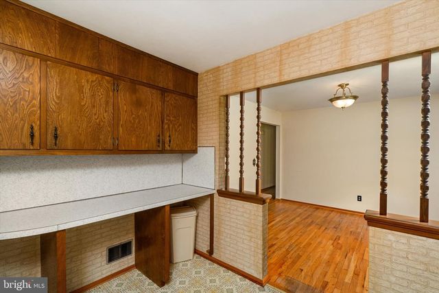 281 WINDSOR RD, Hightstown, NJ 08520