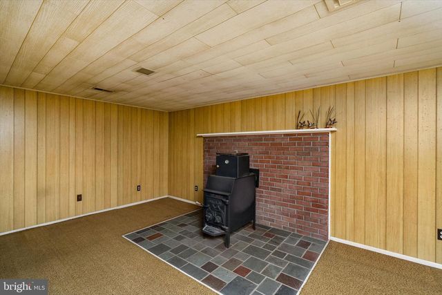 281 WINDSOR RD, Hightstown, NJ 08520