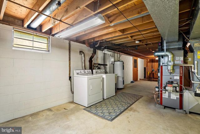 281 WINDSOR RD, Hightstown, NJ 08520