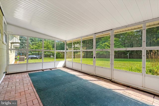 281 WINDSOR RD, Hightstown, NJ 08520