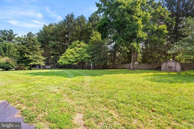 281 WINDSOR RD, Hightstown, NJ 08520