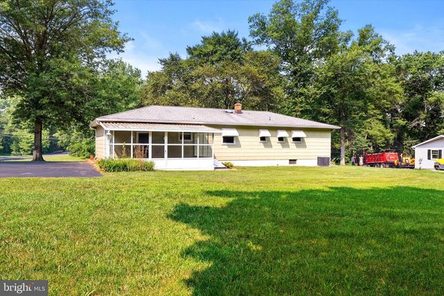 281 WINDSOR RD, Hightstown, NJ 08520