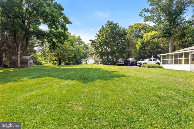 281 WINDSOR RD, Hightstown, NJ 08520