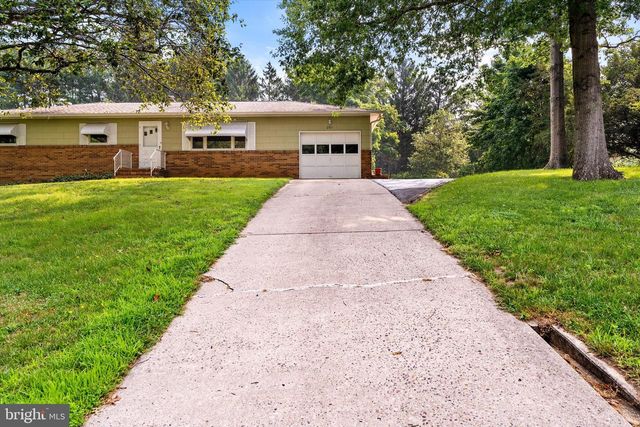 281 WINDSOR RD, Hightstown, NJ 08520