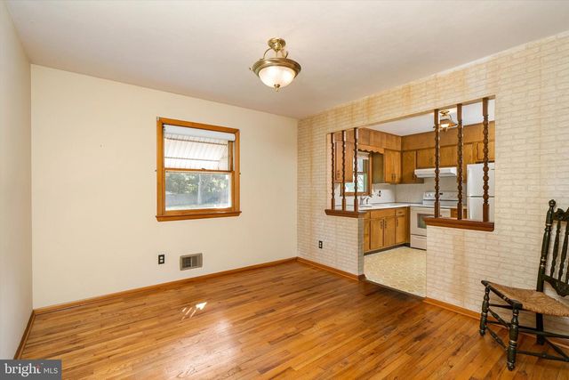 281 WINDSOR RD, Hightstown, NJ 08520