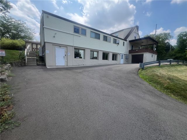 9140 Perry Hwy, Mccandless, PA 15237
