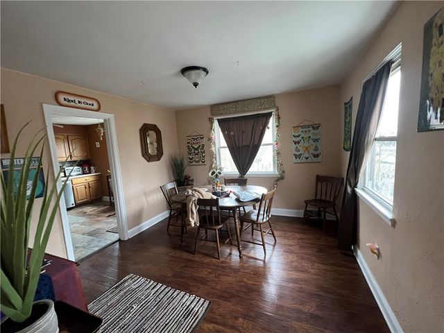 9140 Perry Hwy, Mccandless, PA 15237