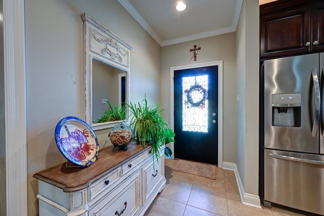 142 South Sugarfield Drive, Thibodaux, LA 70301