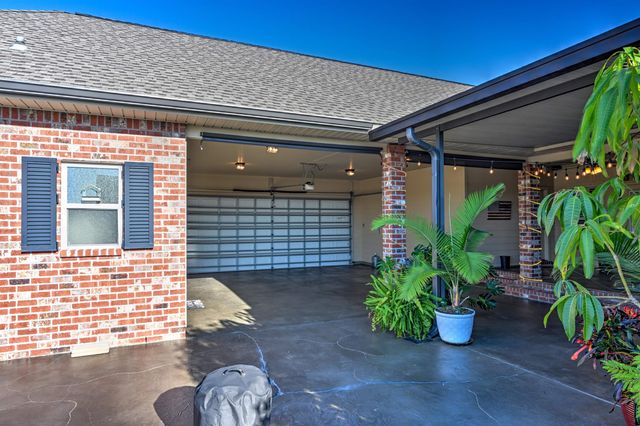 142 South Sugarfield Drive, Thibodaux, LA 70301