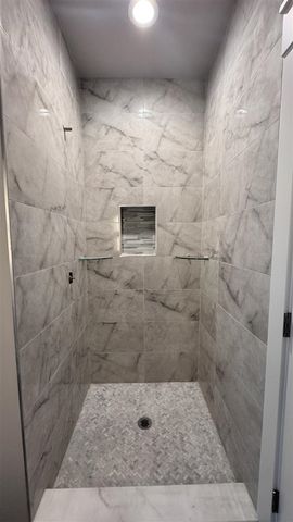 30821 Lower Ridge Drive, New Boston, MI 48164