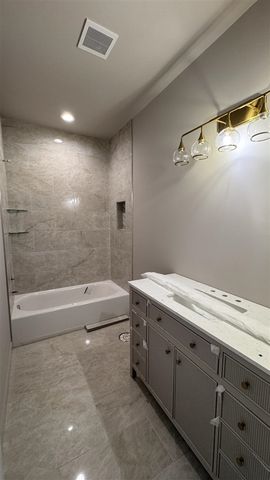 30821 Lower Ridge Drive, New Boston, MI 48164