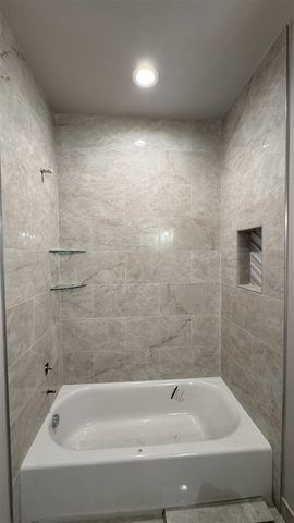 30821 Lower Ridge Drive, New Boston, MI 48164