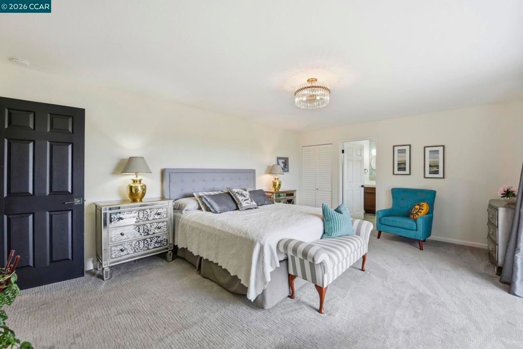 Image 23 of property listing at 10570 Englewood Dr, Oakland, CA 94605