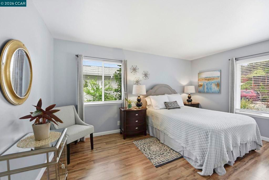 Image 31 of property listing at 10570 Englewood Dr, Oakland, CA 94605