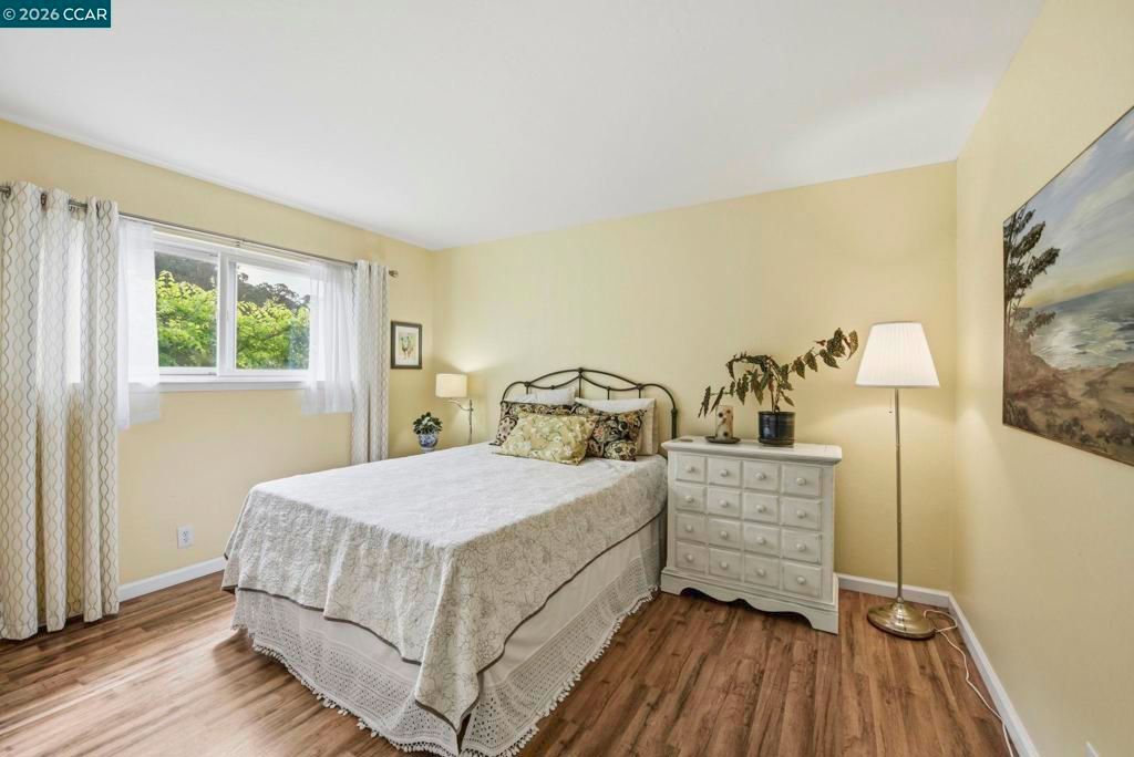 Image 34 of property listing at 10570 Englewood Dr, Oakland, CA 94605