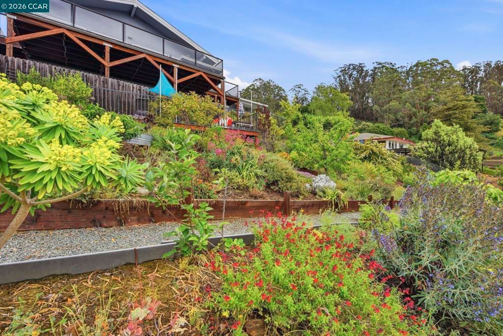 Image 50 of property listing at 10570 Englewood Dr, Oakland, CA 94605