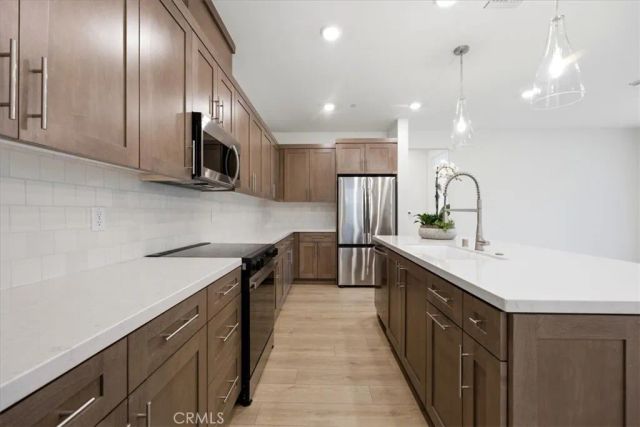 23708 Wilcox Drive, Newhall, CA 91321
