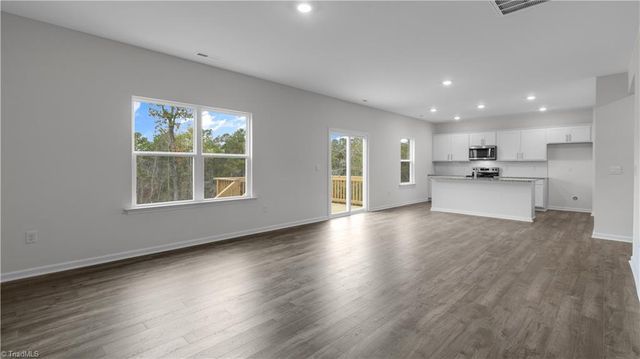 4740 Mount Hope Drive, Winston-salem, NC 27107