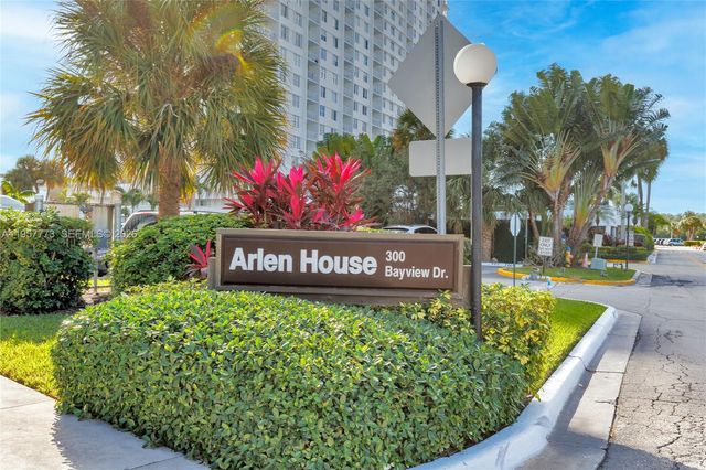 300 Bayview Dr PH-06, Sunny Isles Beach, FL 33160