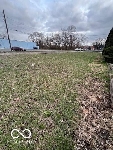 5011 E 16th Street, Indianapolis, IN 46201