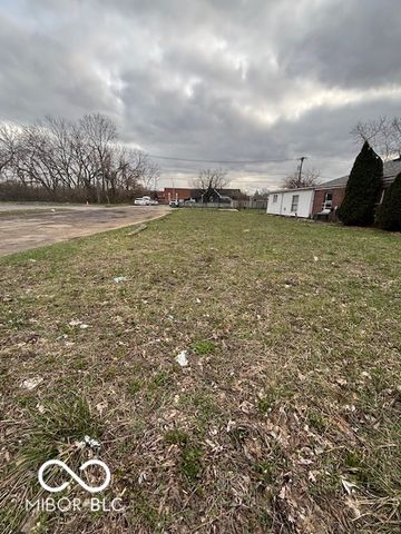 5011 E 16th Street, Indianapolis, IN 46201