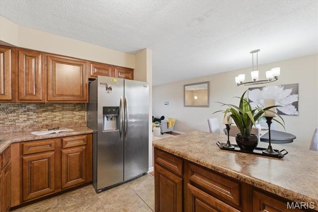 212 Castellano Drive, Swansea, IL 62226