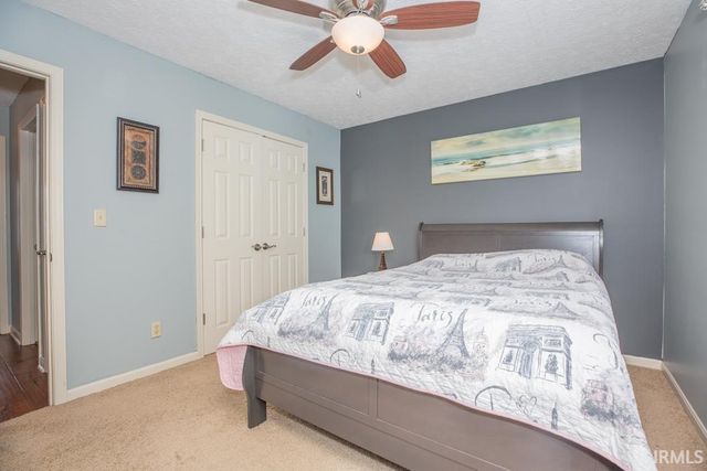 8929 Southport Drive, Evansville, IN 47711