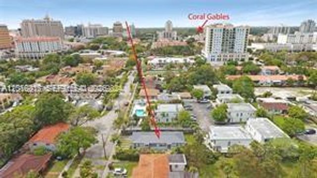 3581 SW 17th St front, Miami, FL 33145