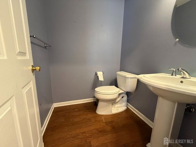 247 River Road, Piscataway, NJ 08854