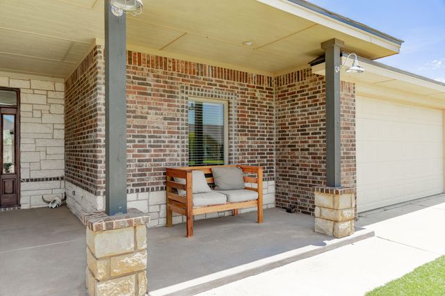 510 Avenue S, Shallowater, TX 79363