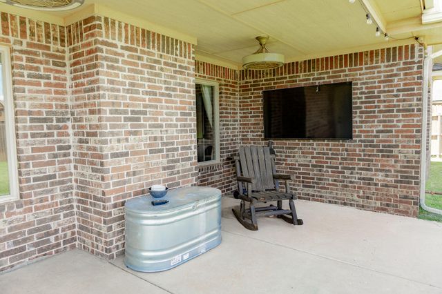 510 Avenue S, Shallowater, TX 79363