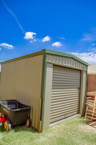 510 Avenue S, Shallowater, TX 79363