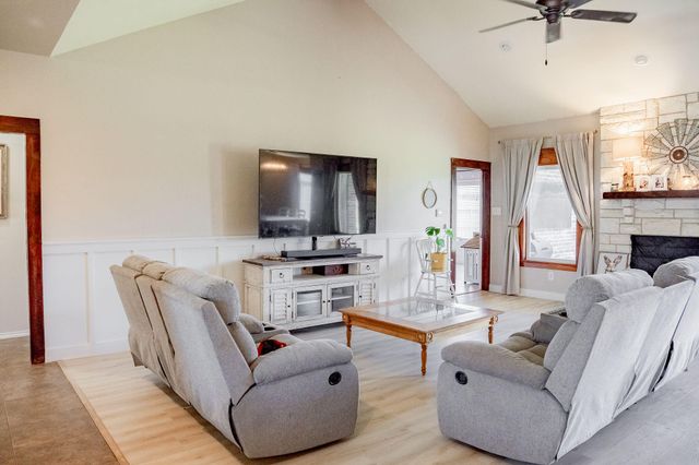 510 Avenue S, Shallowater, TX 79363