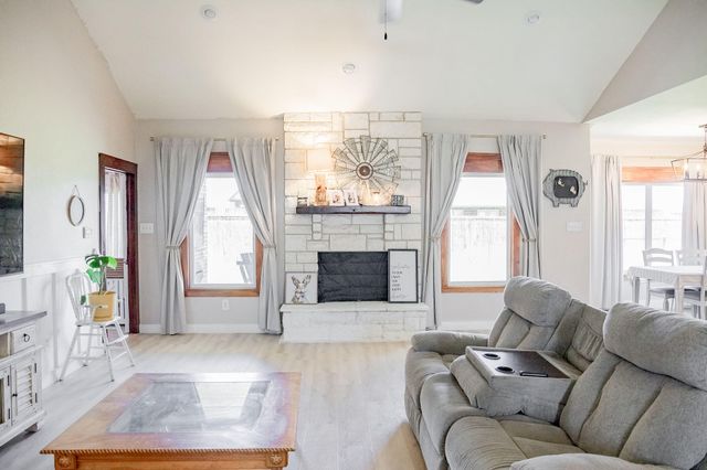 510 Avenue S, Shallowater, TX 79363