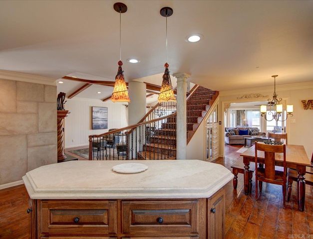 774 Springwood Rd, Hot Springs, AR 71913