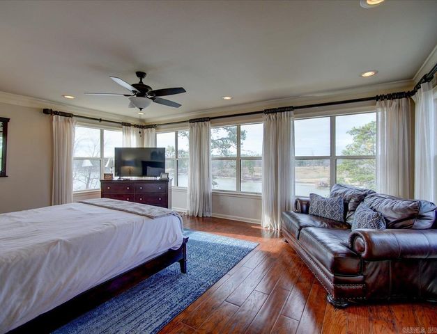 774 Springwood Rd, Hot Springs, AR 71913