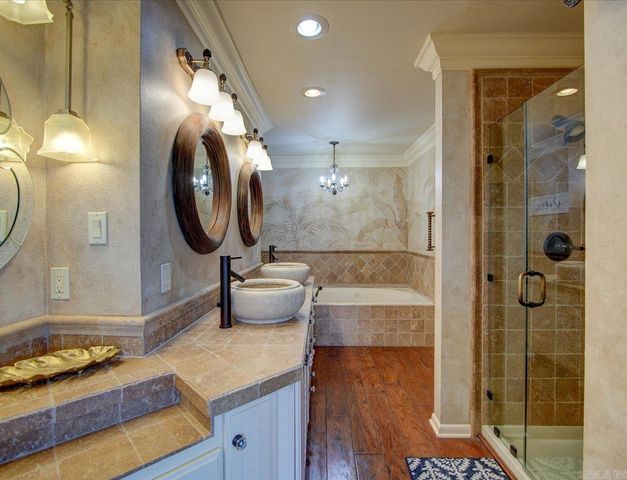 774 Springwood Rd, Hot Springs, AR 71913