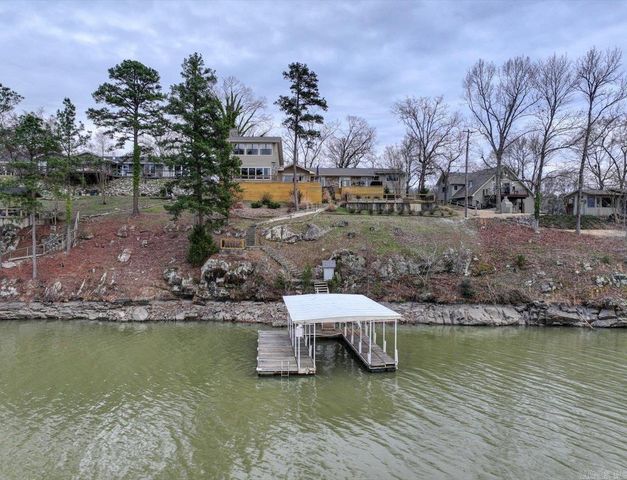 774 Springwood Rd, Hot Springs, AR 71913