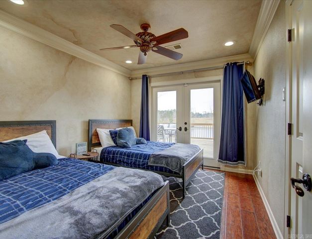 774 Springwood Rd, Hot Springs, AR 71913