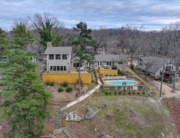 774 Springwood Rd, Hot Springs, AR 71913