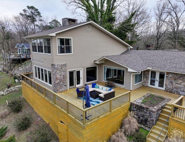 774 Springwood Rd, Hot Springs, AR 71913