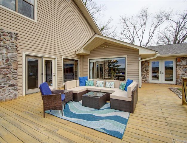 774 Springwood Rd, Hot Springs, AR 71913