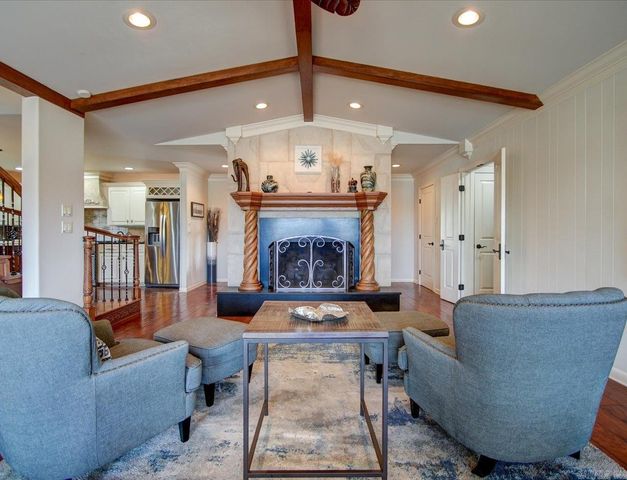 774 Springwood Rd, Hot Springs, AR 71913