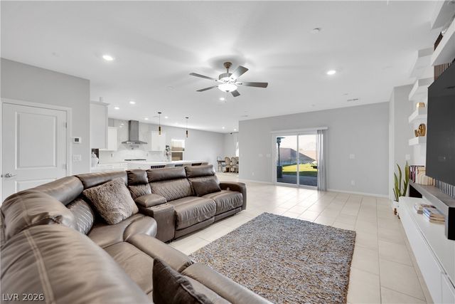 10160 Sequoia Falls Place, Las Vegas, NV 89149
