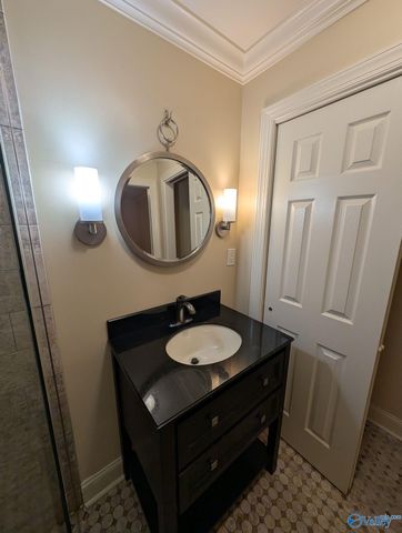 2822 Lafayette Road SW, Huntsville, AL 35801