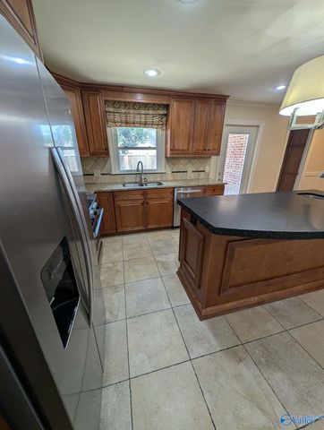 2822 Lafayette Road SW, Huntsville, AL 35801