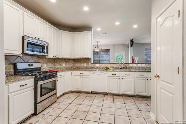 407 Neches Branch, San Antonio, TX 78258