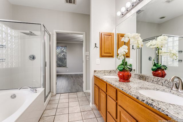 407 Neches Branch, San Antonio, TX 78258