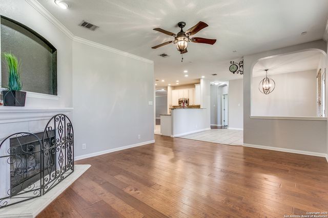 407 Neches Branch, San Antonio, TX 78258