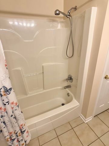 9814 Wildwood Court 1c, Highland, IN 46322